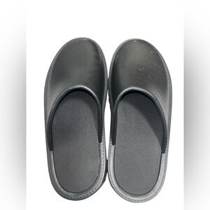 AMAZON Black Slip-on Clogs